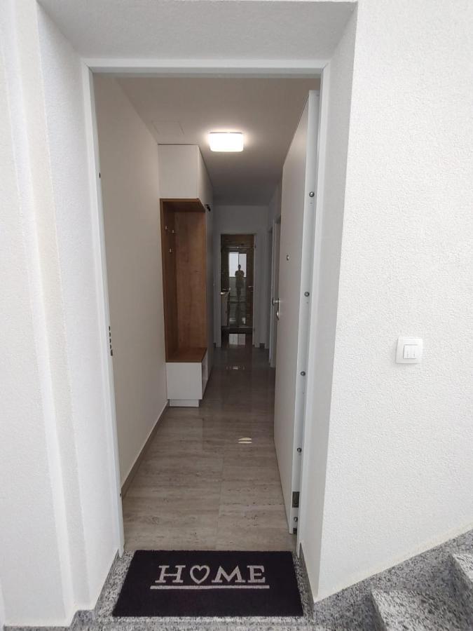 Apartman Gabriela 特罗吉尔 外观 照片